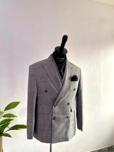 Plaid double-breasted three-piece suit