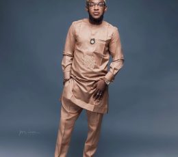 Rosegold kaftan X embroidery deets
