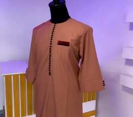 Rosegold kaf with a button column