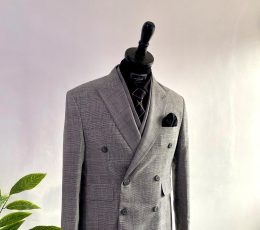 Plaid double-breasted three-piece suit